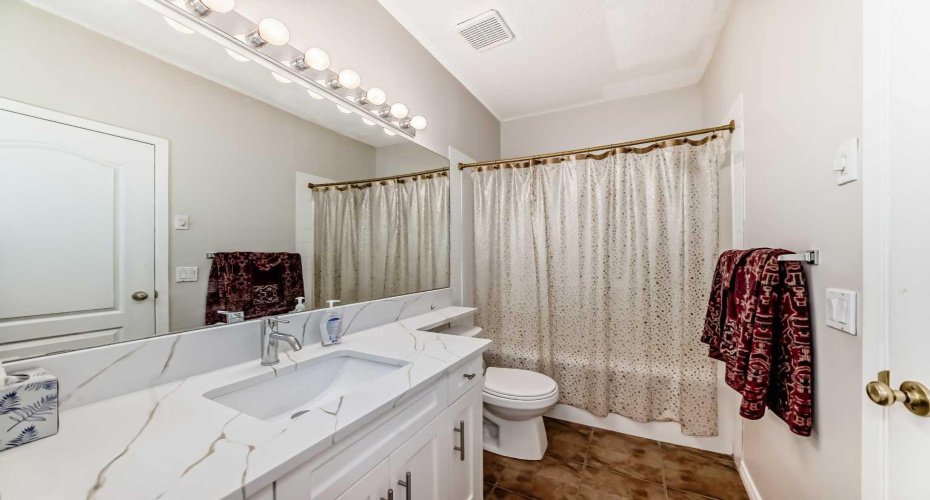 Main floor bathroom