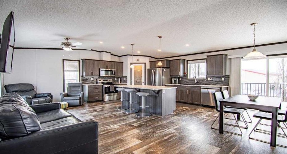 41019 Range Road 11, Rural Lacombe County, Alberta T0C 0J1, 3 Bedrooms Bedrooms, ,1 BathroomBathrooms,Residential,For Sale,Range Road 11,A2280816