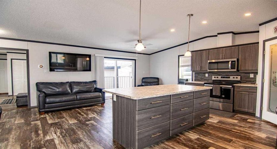 41019 Range Road 11, Rural Lacombe County, Alberta T0C 0J1, 3 Bedrooms Bedrooms, ,1 BathroomBathrooms,Residential,For Sale,Range Road 11,A2280816