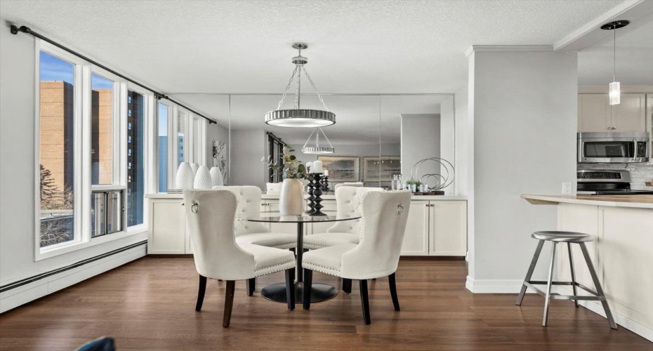 1001 14 Avenue, Calgary, Alberta T2R 1L2, 2 Bedrooms Bedrooms, ,2 BathroomsBathrooms,Residential,For Sale,14,A2281108
