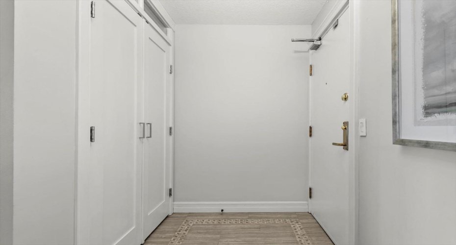 1001 14 Avenue, Calgary, Alberta T2R 1L2, 2 Bedrooms Bedrooms, ,2 BathroomsBathrooms,Residential,For Sale,14,A2281108