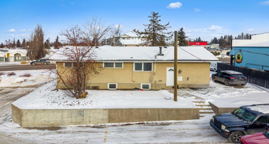 5505, 5509, 5513, 5517 46 Street, Olds, Alberta T4H 1H5, ,Commercial,For Sale,46,A2281010