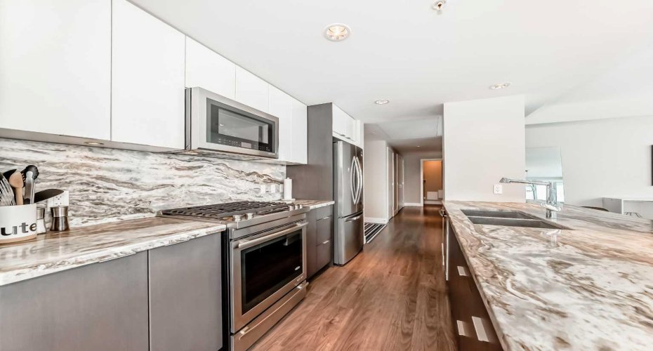 510 6 Avenue, Calgary, Alberta T2G1K6, 2 Bedrooms Bedrooms, ,2 BathroomsBathrooms,Residential,For Sale,6,A2273007