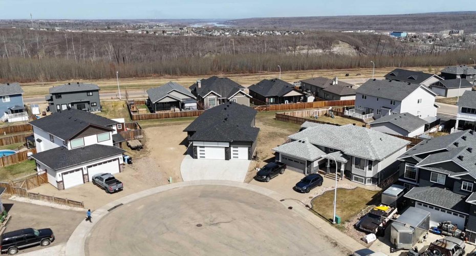 120 Beaconview Place, Fort McMurray, Alberta T9H2S6, 3 Bedrooms Bedrooms, ,3 BathroomsBathrooms,Residential,For Sale,Beaconview,A2281289