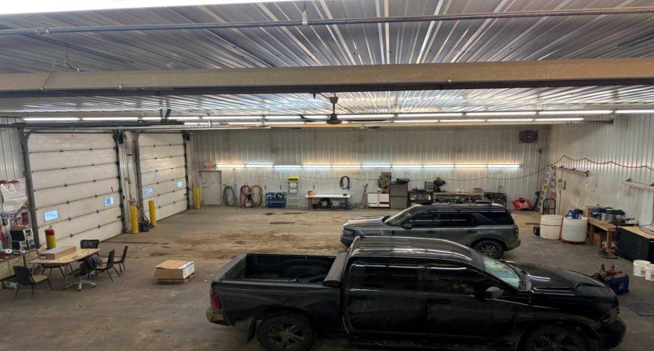 5101 49 Avenue, Dewberry, Alberta T0B 1G0, ,Commercial,For Sale,Goodon Pole building,49,A2281316