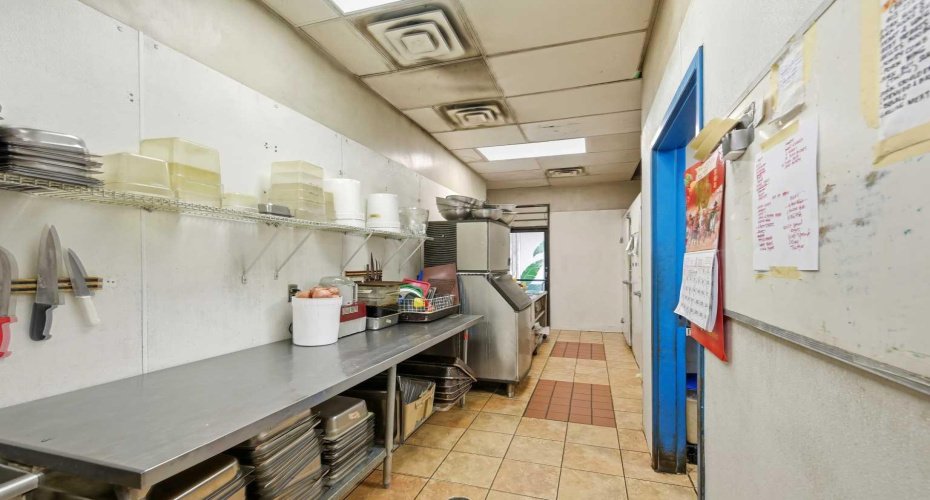 Calgary, Alberta, ,Commercial,For Sale,A2281338