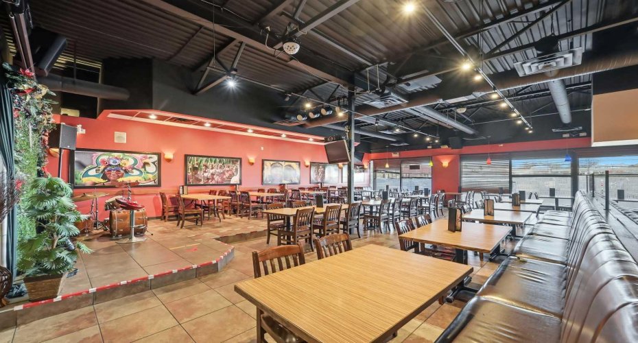 Calgary, Alberta, ,Commercial,For Sale,A2281338