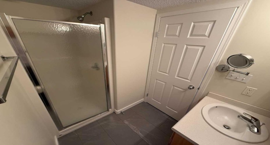 228 Pembina Avenue, Hinton, Alberta T7V0A5, 2 Bedrooms Bedrooms, ,2 BathroomsBathrooms,Residential,For Sale,Pembina,A2281368