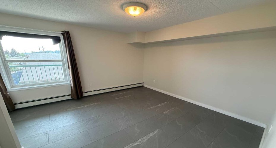 228 Pembina Avenue, Hinton, Alberta T7V0A5, 2 Bedrooms Bedrooms, ,2 BathroomsBathrooms,Residential,For Sale,Pembina,A2281368