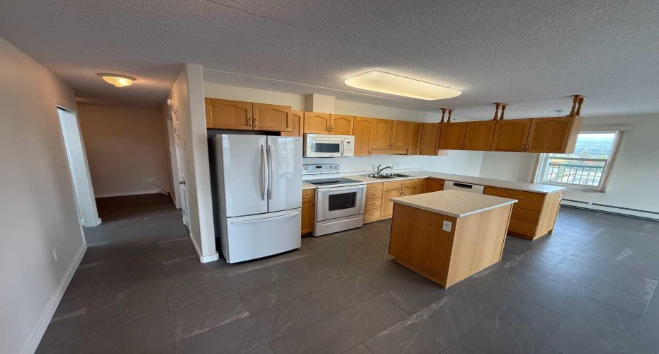 228 Pembina Avenue, Hinton, Alberta T7V0A5, 2 Bedrooms Bedrooms, ,2 BathroomsBathrooms,Residential,For Sale,Pembina,A2281368
