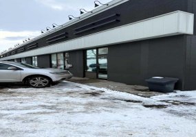 552 42 Avenue, Calgary, Alberta T2G 1Y6, ,Commercial,For Lease,Manchester Business Centre,42,A2281429