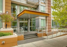 626 14 Avenue, Calgary, Alberta T2R 0X4, 2 Bedrooms Bedrooms, ,2 BathroomsBathrooms,Residential,For Sale,14,A2277160