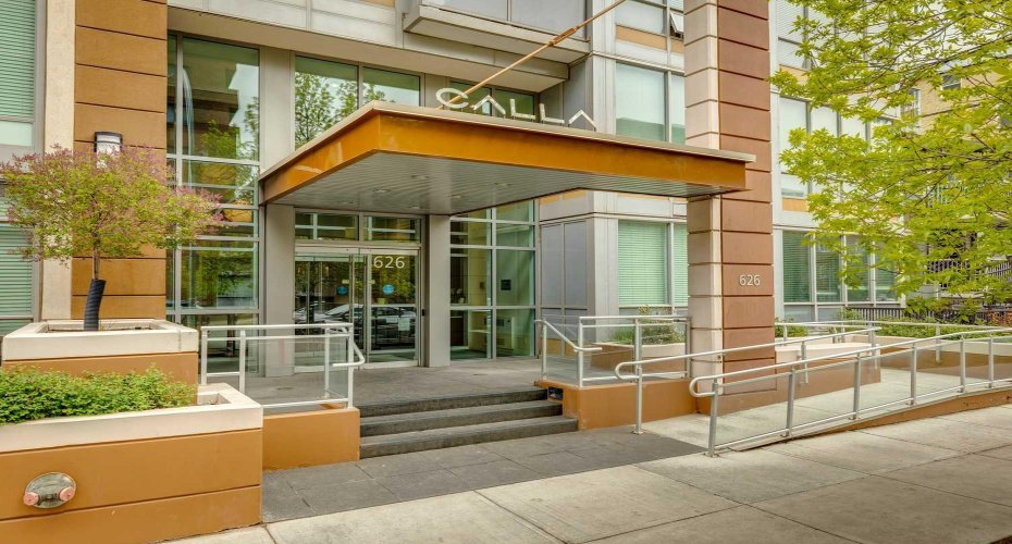 626 14 Avenue, Calgary, Alberta T2R 0X4, 2 Bedrooms Bedrooms, ,2 BathroomsBathrooms,Residential,For Sale,14,A2277160
