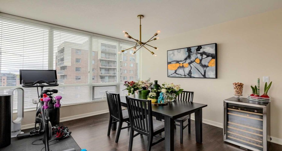 626 14 Avenue, Calgary, Alberta T2R 0X4, 2 Bedrooms Bedrooms, ,2 BathroomsBathrooms,Residential,For Sale,14,A2277160