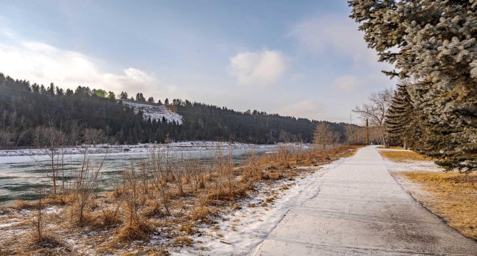 3402 Parkdale Boulevard, Calgary, Alberta T2N 3T4, 2 Bedrooms Bedrooms, ,1 BathroomBathrooms,Residential,For Sale,Parkdale,A2278235