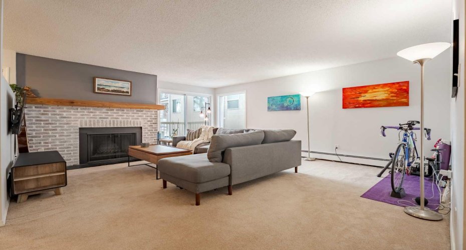 3402 Parkdale Boulevard, Calgary, Alberta T2N 3T4, 2 Bedrooms Bedrooms, ,1 BathroomBathrooms,Residential,For Sale,Parkdale,A2278235