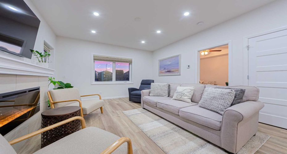 450 Kincora Glen Road, Calgary, Alberta T3R1S2, 2 Bedrooms Bedrooms, ,2 BathroomsBathrooms,Residential,For Sale,Kincora Glen,A2278969