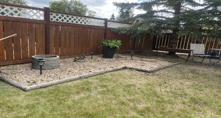 4516 45 Street, Rycroft, Alberta T0H 3A0, 3 Bedrooms Bedrooms, ,2 BathroomsBathrooms,Residential,For Sale,45,A2280891