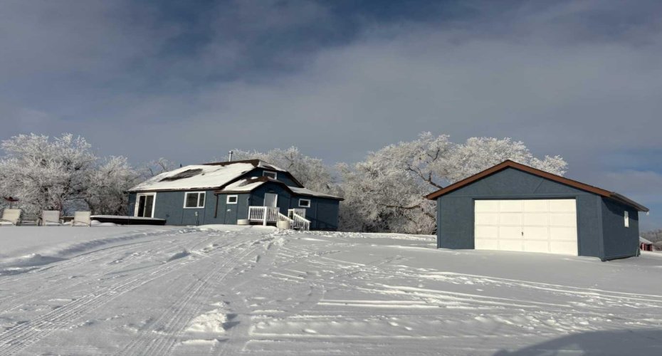 40025 Range Road 222, Rural Lacombe County, Alberta T0M0X0, 3 Bedrooms Bedrooms, ,2 BathroomsBathrooms,Residential,For Sale,Range Road 222,A2280903