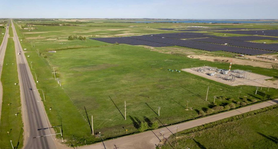1 highway 1, Strathmore, Alberta T1P 1K1, ,Commercial,For Sale,highway 1,A2281170