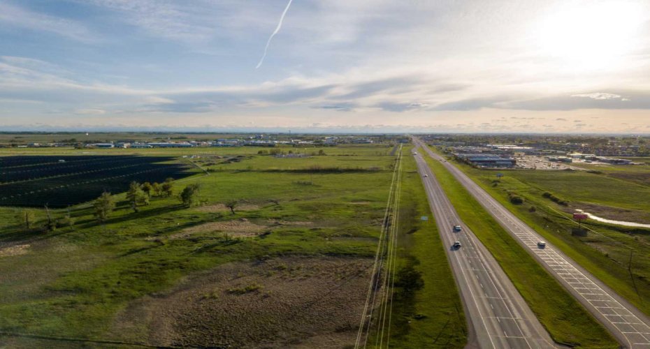 1 highway 1, Strathmore, Alberta T1P 1K1, ,Commercial,For Sale,highway 1,A2281170