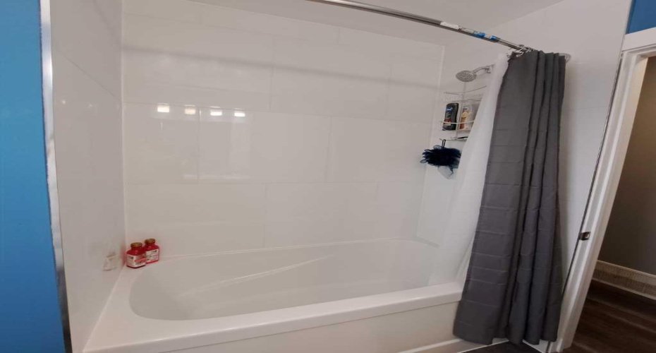 103 1st Street, Marwayne, Alberta T0B2X0, 3 Bedrooms Bedrooms, ,1 BathroomBathrooms,Residential,For Sale,1st,A2280524