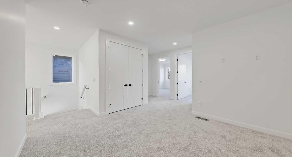 8136 47 Avenue, Calgary, Alberta T3B 1Z5, 5 Bedrooms Bedrooms, ,4 BathroomsBathrooms,Residential,For Sale,47,A2281182