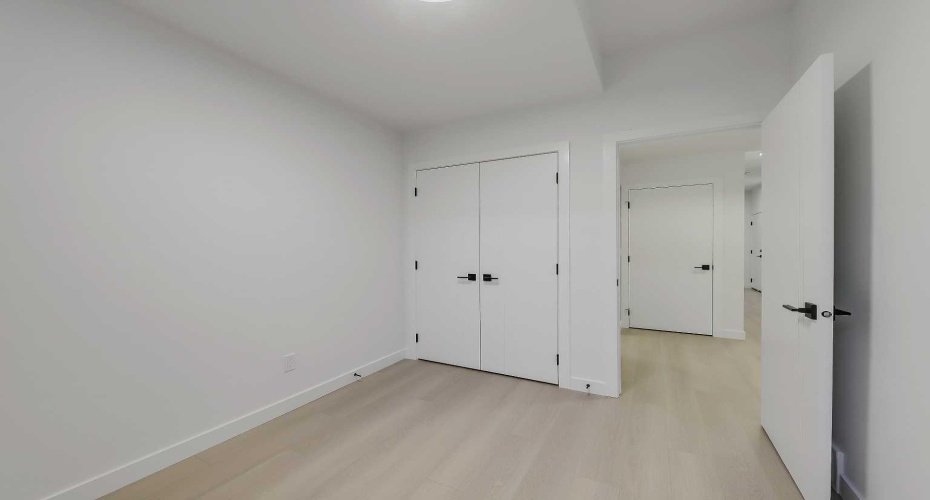 8136 47 Avenue, Calgary, Alberta T3B 1Z5, 5 Bedrooms Bedrooms, ,4 BathroomsBathrooms,Residential,For Sale,47,A2281182
