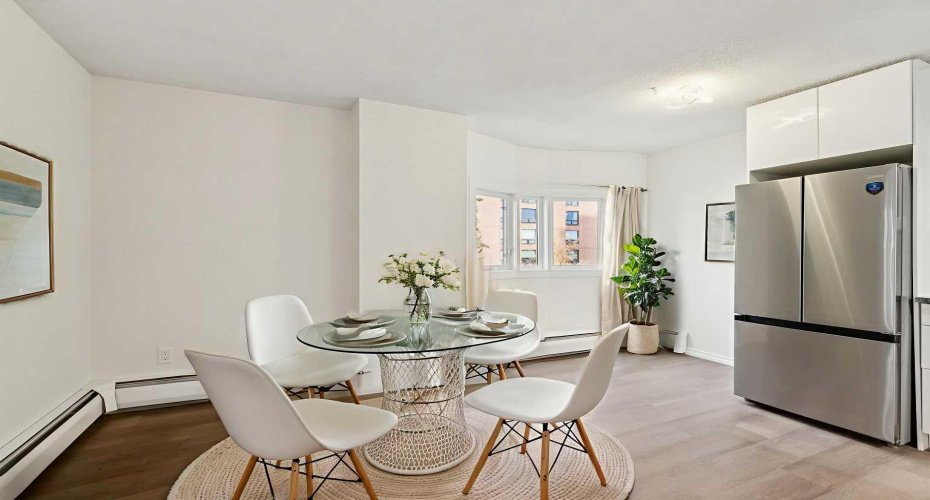 Virtually Staged Dining Room