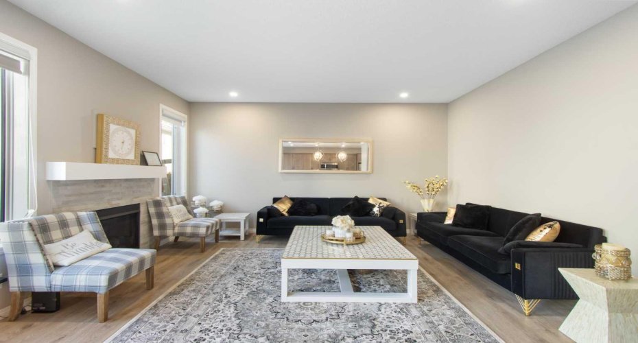 17 Carrington Manor, Calgary, Alberta T3P 0Z2, 3 Bedrooms Bedrooms, ,4 BathroomsBathrooms,Residential,For Sale,Carrington,A2281428