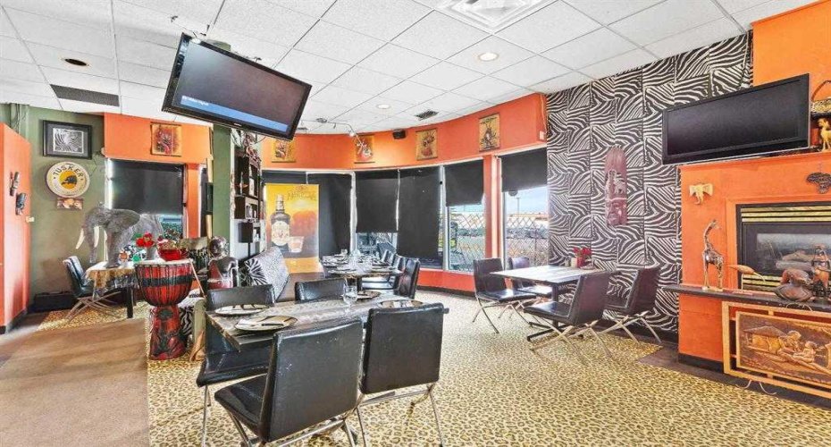 123 Calgary Street, Calgary, Alberta T2A 5K4, ,Commercial,For Lease,Calgary,A2274241