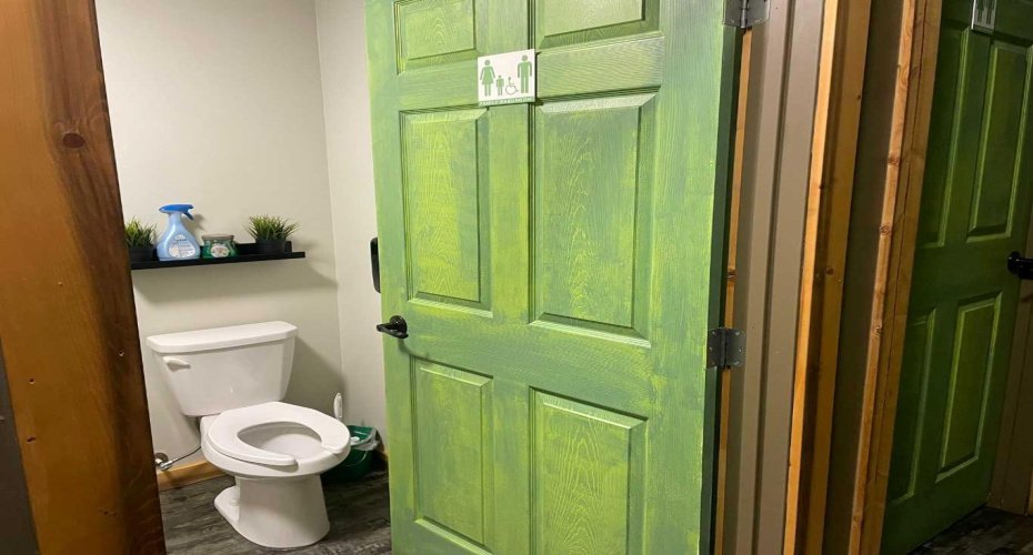 Washroom - women
