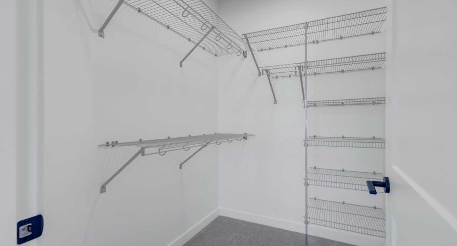 Walk in closet