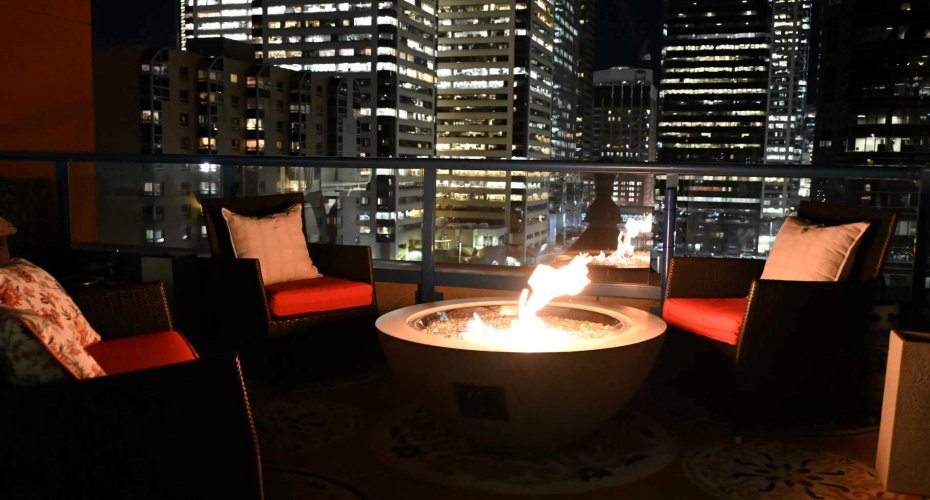 205 Riverfront Avenue, Calgary, Alberta T2P 5K4, 2 Bedrooms Bedrooms, ,2 BathroomsBathrooms,Residential,For Sale,Riverfront,A2281295