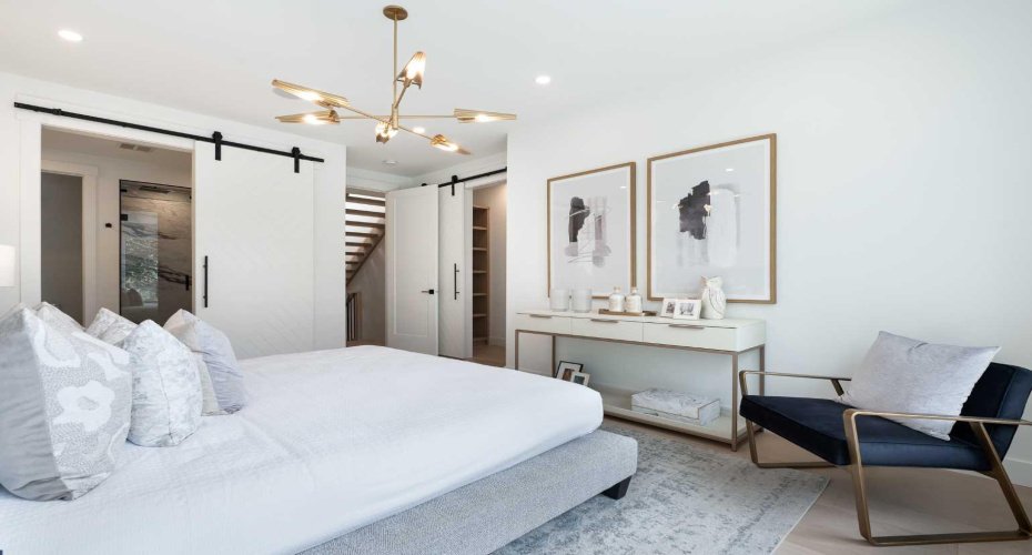 1807 Broadview Road, Calgary, Alberta T2N 3H6, 4 Bedrooms Bedrooms, ,5 BathroomsBathrooms,Residential,For Sale,Broadview,A2281441