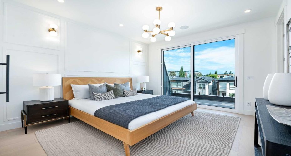 1807 Broadview Road, Calgary, Alberta T2N 3H6, 4 Bedrooms Bedrooms, ,5 BathroomsBathrooms,Residential,For Sale,Broadview,A2281441