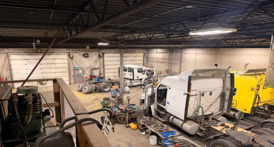 Calgary, Alberta, ,Commercial,For Lease,A2281627