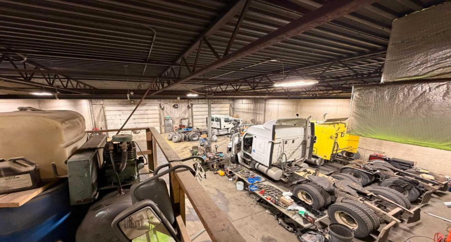 Calgary, Alberta, ,Commercial,For Lease,A2281627