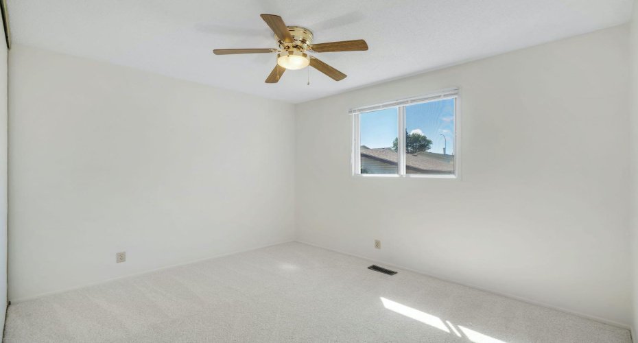 127 Falshire Way, Calgary, Alberta T3J 2C7, 4 Bedrooms Bedrooms, ,2 BathroomsBathrooms,Residential,For Sale,Falshire,A2281660