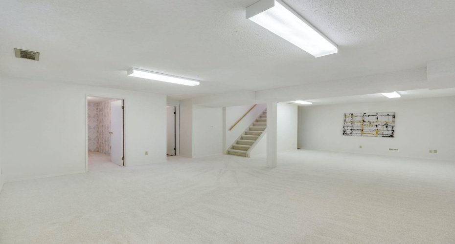 127 Falshire Way, Calgary, Alberta T3J 2C7, 4 Bedrooms Bedrooms, ,2 BathroomsBathrooms,Residential,For Sale,Falshire,A2281660