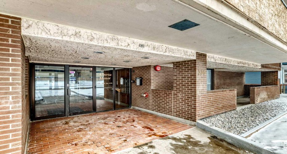 330 15 Avenue, Calgary, Alberta T2R 0P8, 2 Bedrooms Bedrooms, ,2 BathroomsBathrooms,Residential,For Sale,15,A2281690