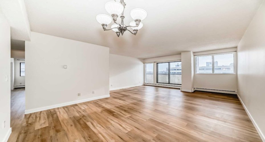 330 15 Avenue, Calgary, Alberta T2R 0P8, 2 Bedrooms Bedrooms, ,2 BathroomsBathrooms,Residential,For Sale,15,A2281690