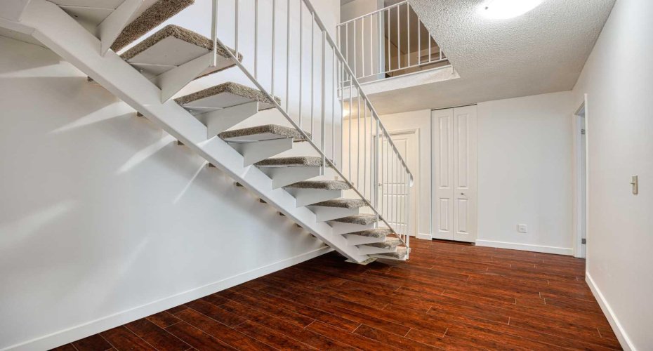 4944 Dalton Drive, Calgary, Alberta T3A 2E6, 2 Bedrooms Bedrooms, ,2 BathroomsBathrooms,Residential,For Sale,Dalton,A2281729