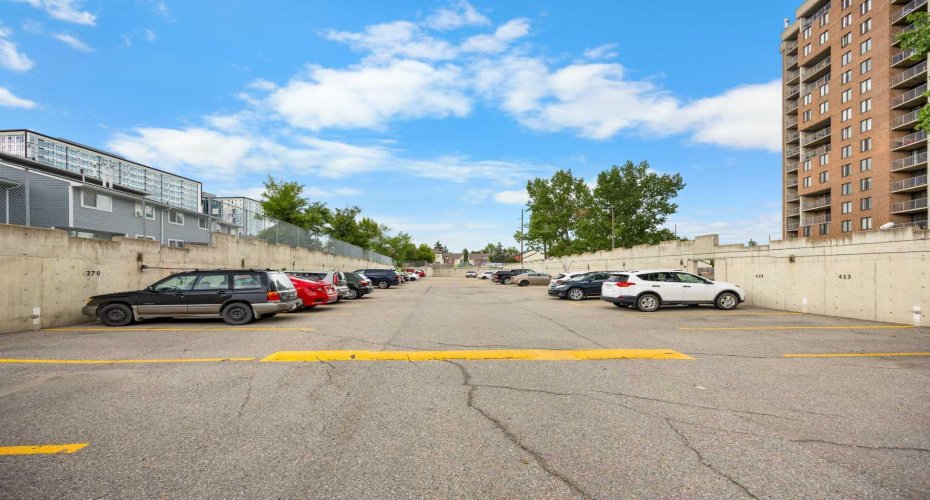 4944 Dalton Drive, Calgary, Alberta T3A 2E6, 2 Bedrooms Bedrooms, ,2 BathroomsBathrooms,Residential,For Sale,Dalton,A2281729