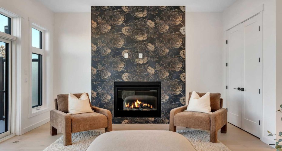 2436 30 Avenue, Calgary, Alberta T3E 2M1, 4 Bedrooms Bedrooms, ,4 BathroomsBathrooms,Residential,For Sale,30,A2281777