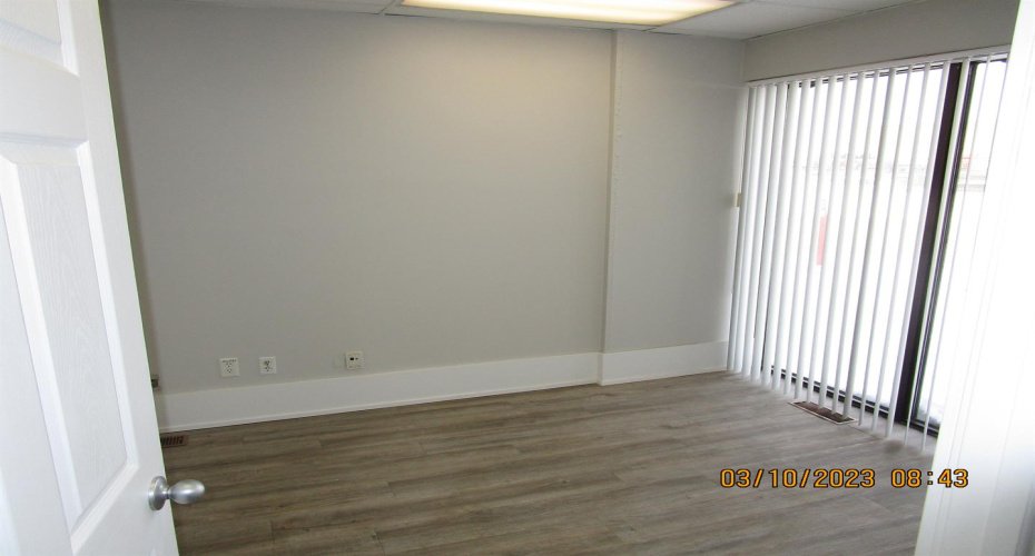 9503 113 Street, Grande Prairie, Alberta T8V 5L2, ,Commercial,For Lease,Libin Building,113,A2281802