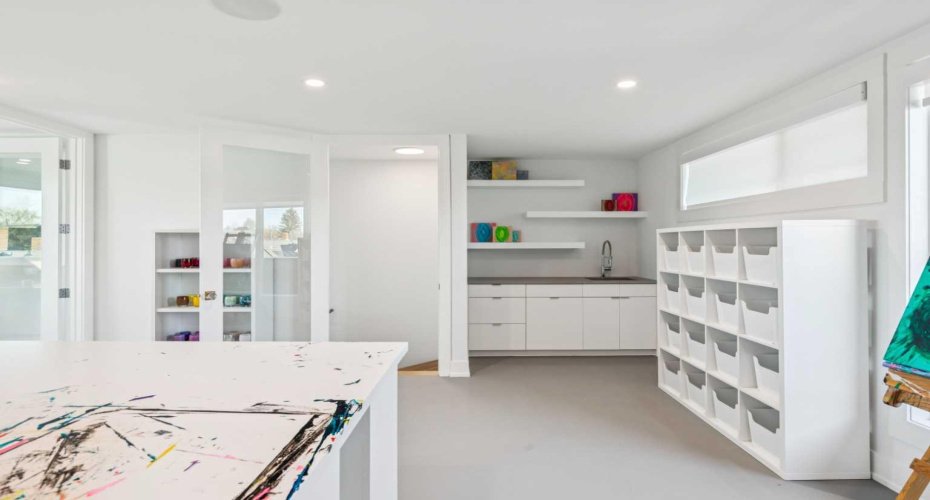 SINK FOR CLEAN UP OR WET BAR