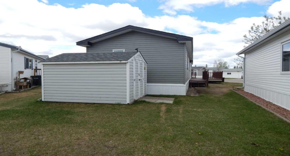 5210 65 Avenue, Olds, Alberta T4H 1W7, 2 Bedrooms Bedrooms, ,2 BathroomsBathrooms,Mobile,For Sale,65,A2280611