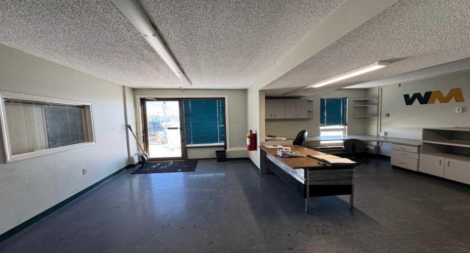 Main Office 5104 42 Avenue, Lloydminster, Saskatchewan S9V 1K4, ,Commercial,For Lease,42,A2280822