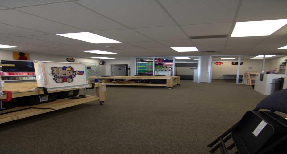 Calgary, Alberta, ,Commercial,For Lease,A2281694